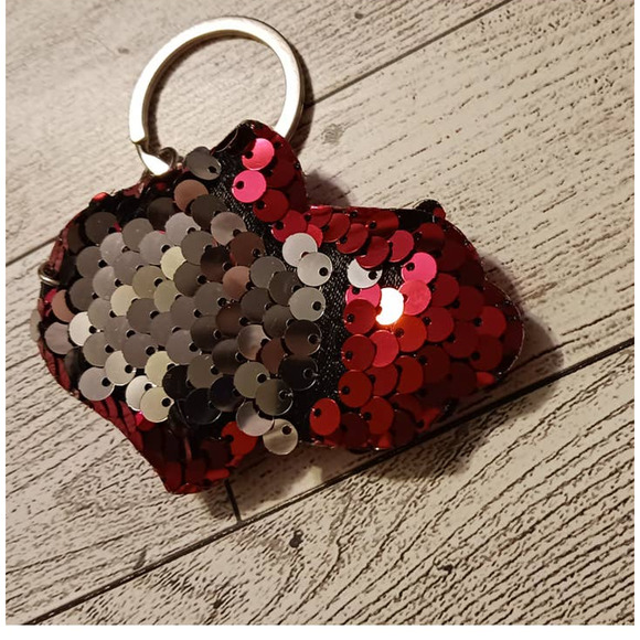 Sequin sparkling red fish keychain - Picture 2 of 2